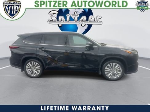 New 2026 Toyota Highlander Platinum AWD/4WD image 10
