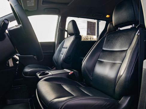 Used 2020 Toyota Sienna SE AWD/4WD image 15