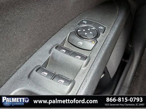 Used 2019 Ford Fusion SE image 24