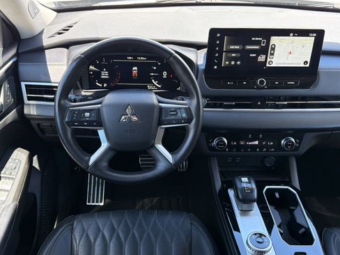 Used 2025 Mitsubishi Outlander SEL FWD image 28