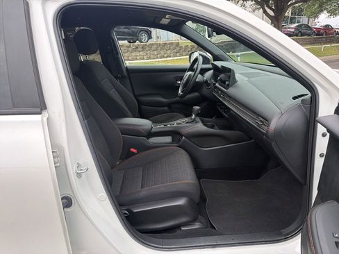 Used 2024 Honda HR-V Sport image 27