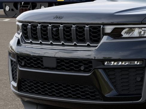New 2026 Jeep Grand Cherokee L Limited AWD/4WD image 43