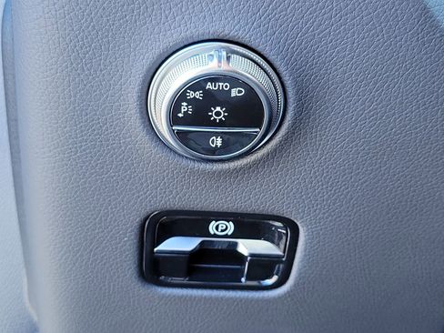 New 2026 Mercedes-Benz GLC 300 image 24