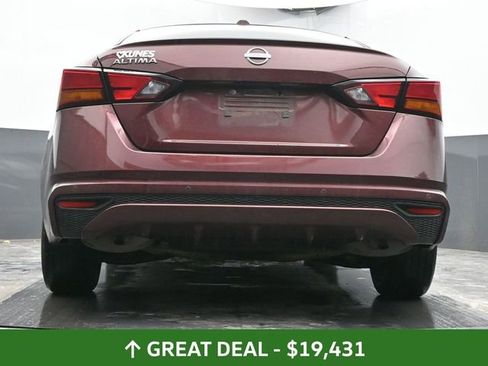 Used 2025 Nissan Altima 2.5 SV image 48