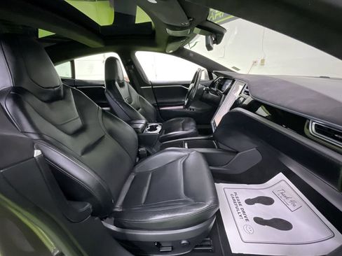 Used 2015 Tesla Model S 85D image 29