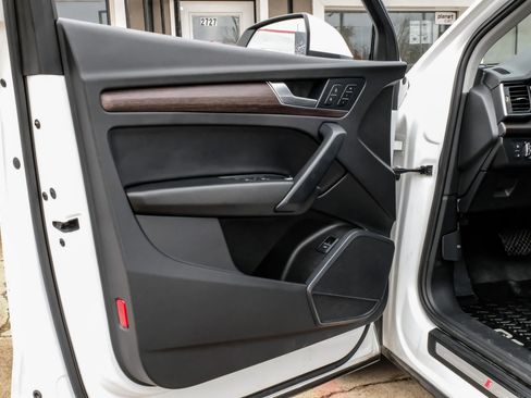 Used 2022 Audi Q5 2.0T Premium image 46