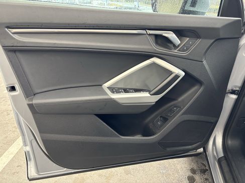 Used 2022 Audi Q3 2.0T Premium w/ Convenience Package image 13