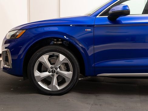 Used 2024 Audi Q5 2.0T Premium w/ Convenience Package image 43