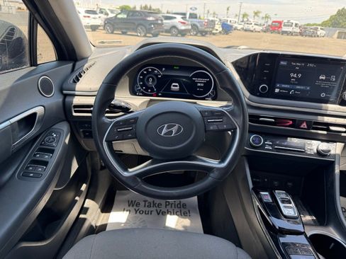 Used 2020 Hyundai Sonata SEL w/ Convenience Package FWD image 18