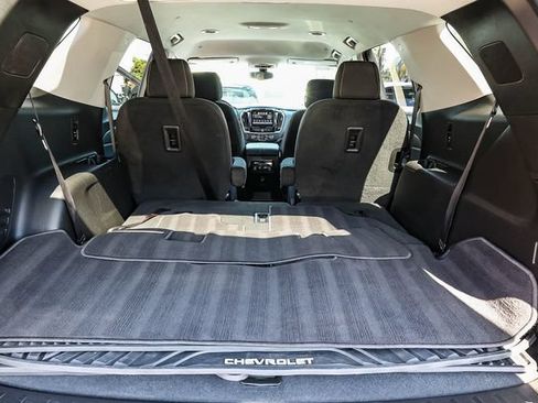 Used 2019 Chevrolet Traverse LT FWD image 29