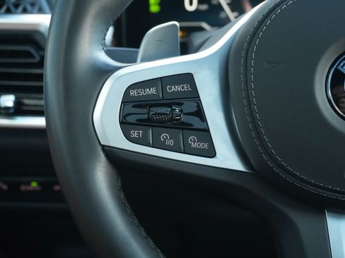 Used 2025 BMW X5 xDrive40i w/ Executive Package image 15