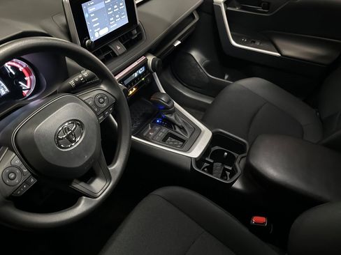 New 2025 Toyota RAV4 LE image 9