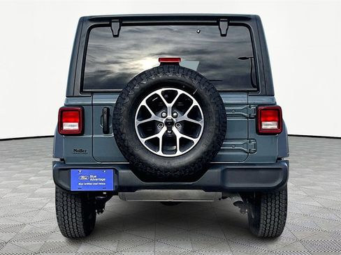 Used 2024 Jeep Wrangler Sport S image 4