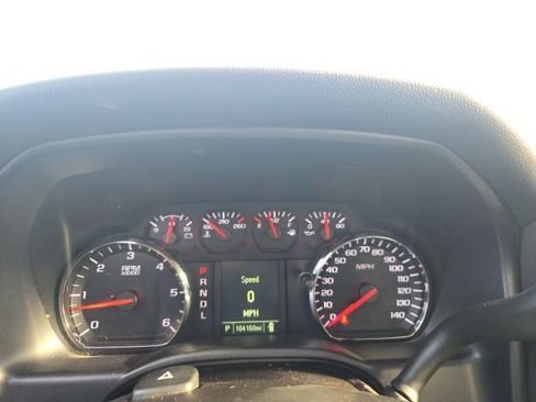 Used 2018 Chevrolet Silverado 1500 Custom w/ Custom Value Package image 22