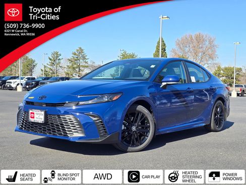 New 2026 Toyota Camry SE image 1