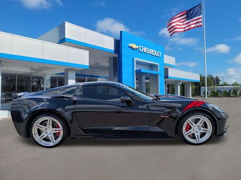 Used 2017 Chevrolet Corvette Grand Sport RWD image 2