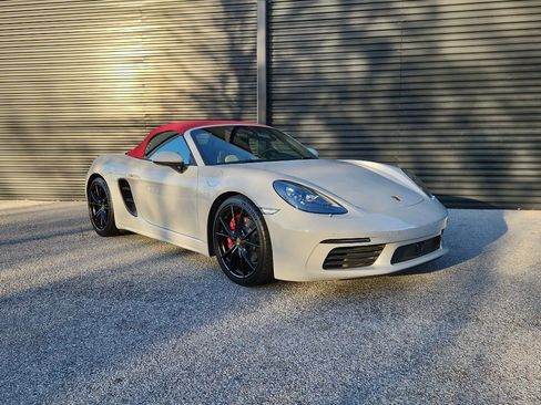 Certified 2025 Porsche 718 Boxster S image 10