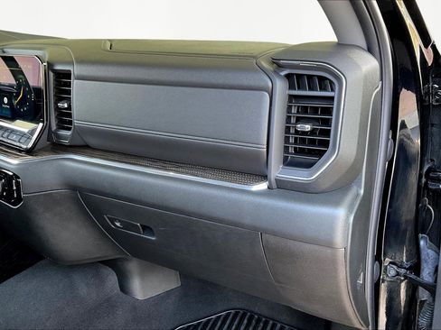 Used 2023 Chevrolet Silverado 1500 LT AWD/4WD image 26