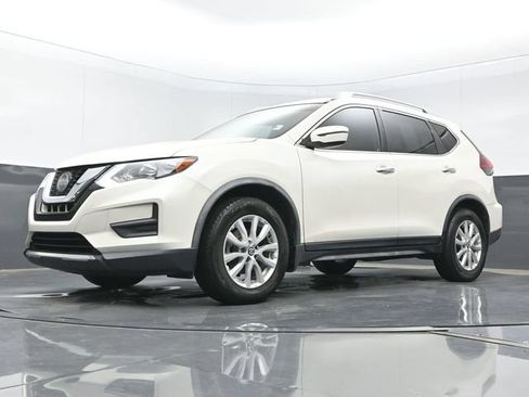 Used 2018 Nissan Rogue SV FWD image 21