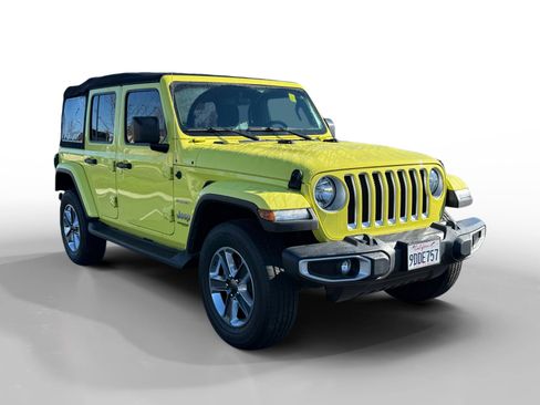 Used 2022 Jeep Wrangler Unlimited Sahara image 7