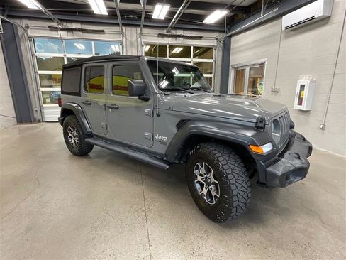 Used 2019 Jeep Wrangler Unlimited Sport S AWD/4WD image 7