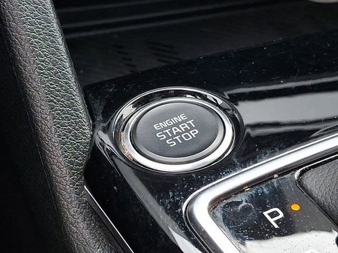 Used 2025 Kia Sportage EX w/ Premium Package FWD image 24