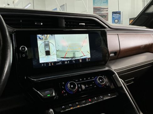 Used 2024 GMC Sierra 1500 Denali Ultimate image 27