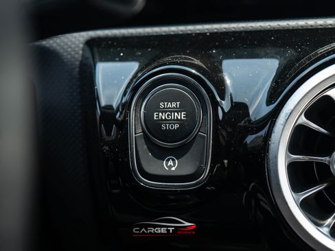 Used 2020 Mercedes-Benz CLA 250 w/ Premium Package image 33