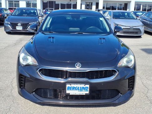 Used 2019 Kia Stinger RWD image 9