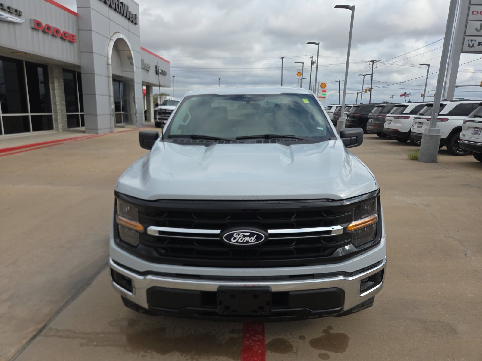Used 2025 Ford F150 XLT w/ Equipment Group 301A Standard RWD image 2