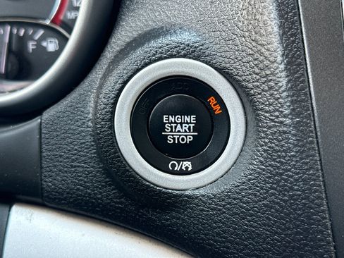 Used 2019 Dodge Journey SE w/ Premium Group FWD image 18