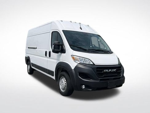 Used 2025 RAM ProMaster 2500 w/ Convenience Group FWD image 7