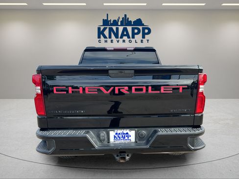 Used 2021 Chevrolet Silverado 1500 Custom RWD image 17