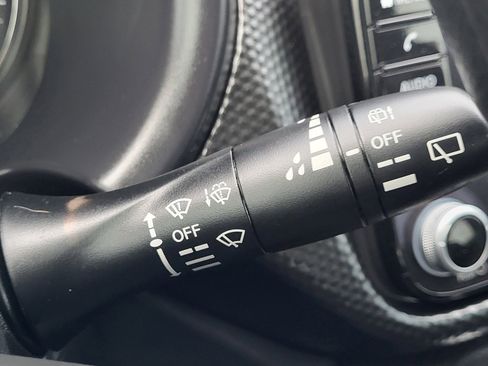 Used 2024 Nissan Kicks SV image 32