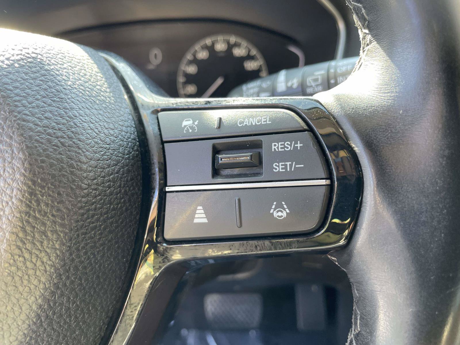 Used 2024 Honda Civic EX-L image 9