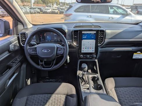 New 2025 Ford Ranger XLT w/ FX4 Off-Road Package image 7