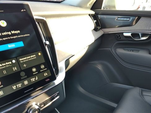 New 2026 Volvo XC90 B6 Ultra image 24