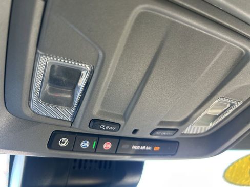 Used 2025 Chevrolet Silverado 1500 LT image 21