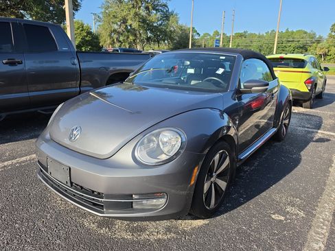 Used 2013 Volkswagen Beetle 2.0T FWD image 7