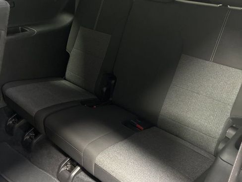 Used 2025 GMC Acadia Elevation image 22