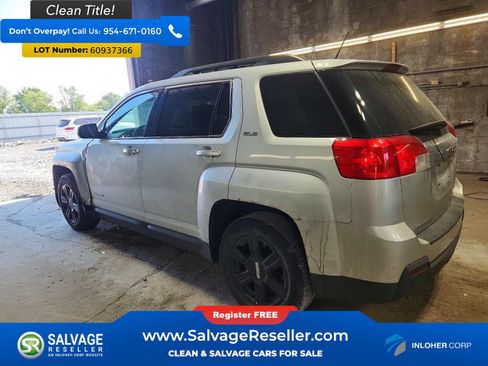 Used 2014 GMC Terrain SLE w/ Convenience Package FWD image 3
