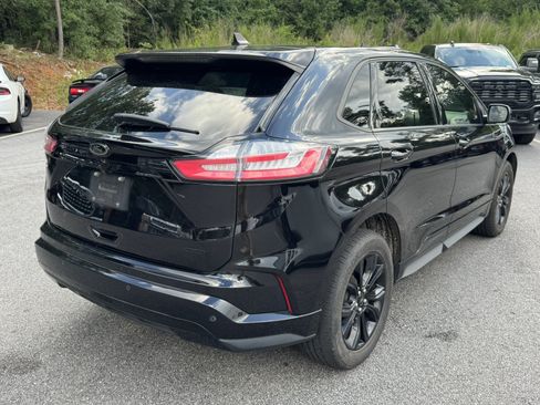 Used 2022 Ford Edge SE w/ Black Appearance Package AWD/4WD image 5