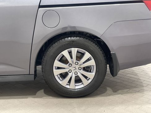 Used 2016 Honda Odyssey EX-L image 35