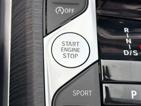 Certified 2025 BMW 430i Convertible image 35