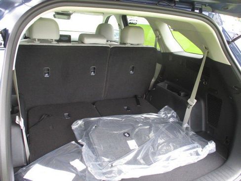 New 2025 Kia Sorento S image 11