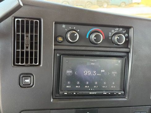 Used 2021 Chevrolet Express 2500 w/ Driver Convenience Package image 23