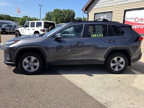 Used 2023 Toyota RAV4 XLE image 9