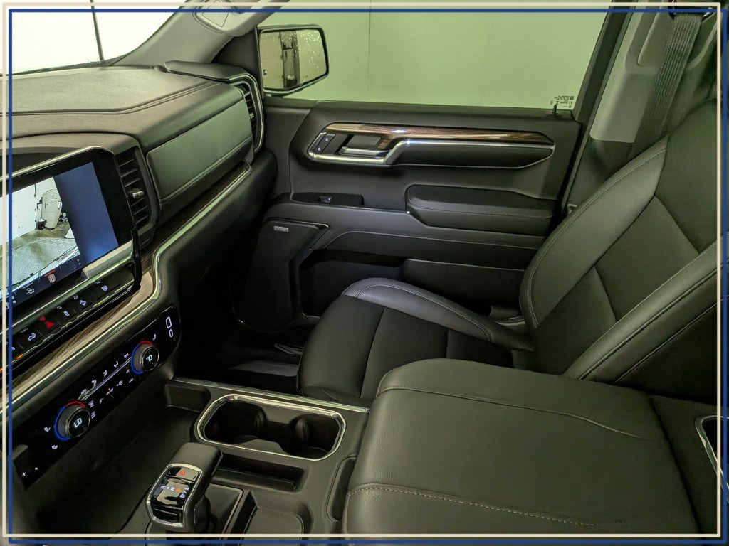 Certified 2024 Chevrolet Silverado 1500 LT Trail Boss w/ LT Trail Boss Premium Package AWD/4WD image 30