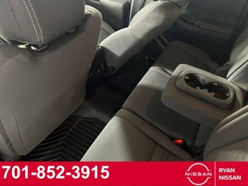 Used 2024 Nissan Frontier SV w/ SV Convenience Package image 24