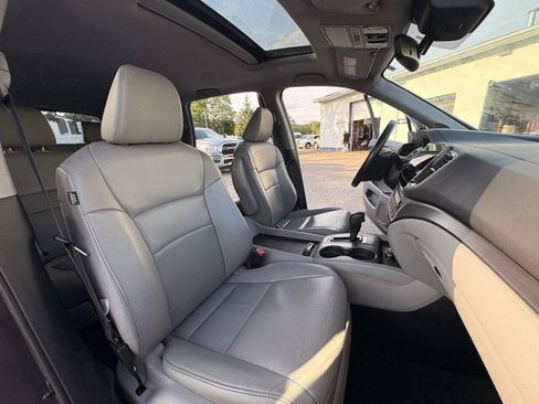 Used 2019 Honda Pilot EX-L image 23